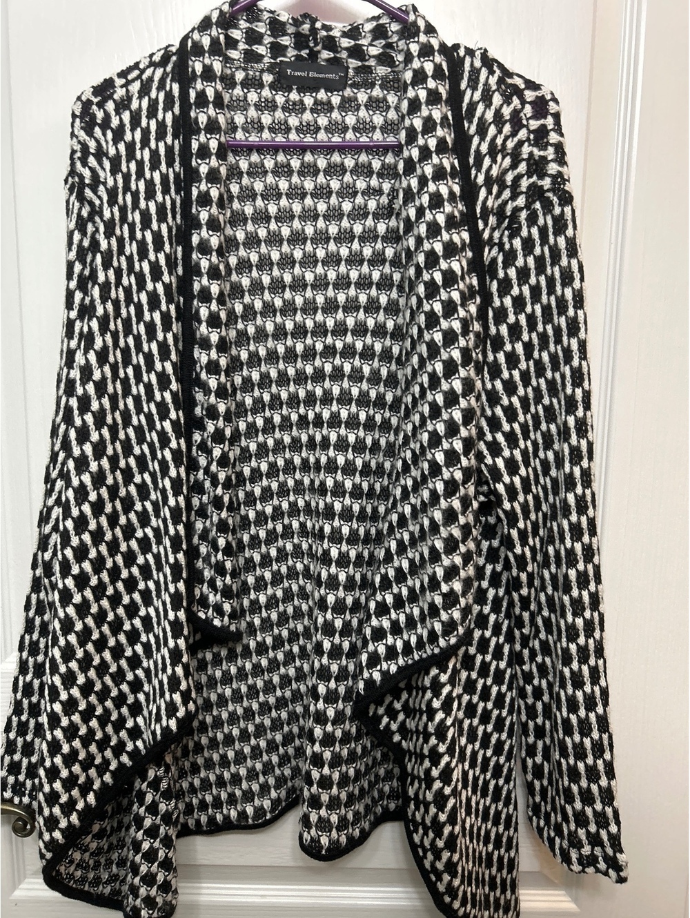 Travel Elements Black and White Knit Cardigan Sweater, Size M
